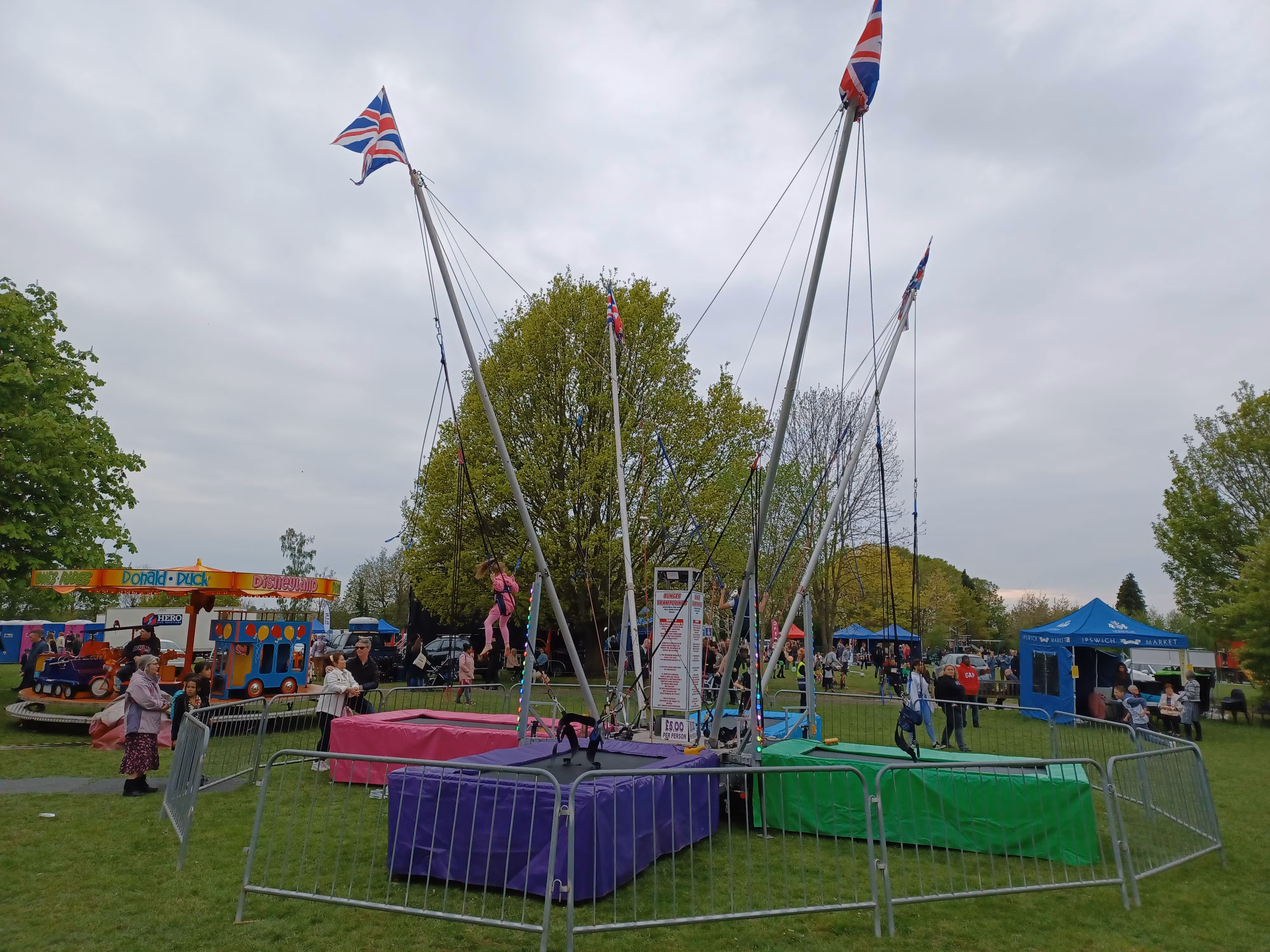 bungeetrampolinesforhireeastanglia.jpg
